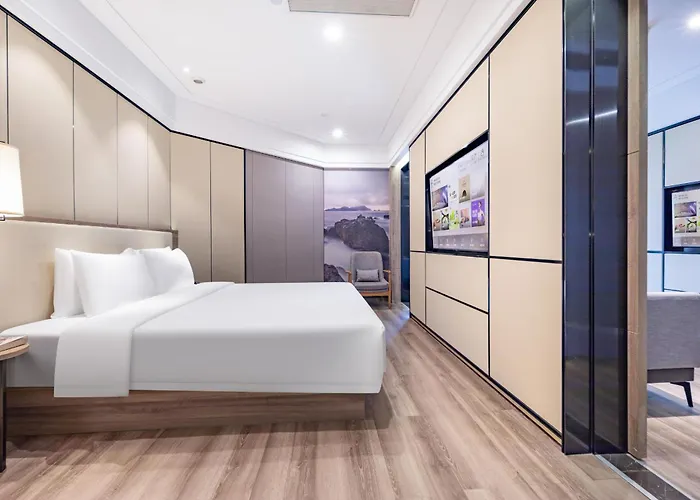 Queen Suite