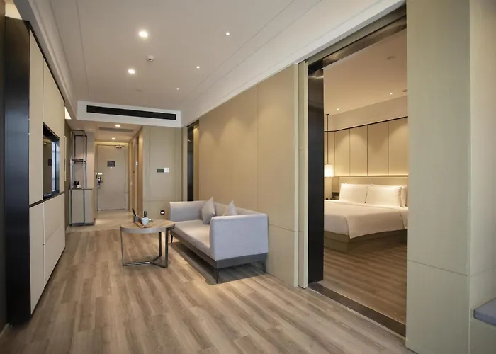 Queen Suite
