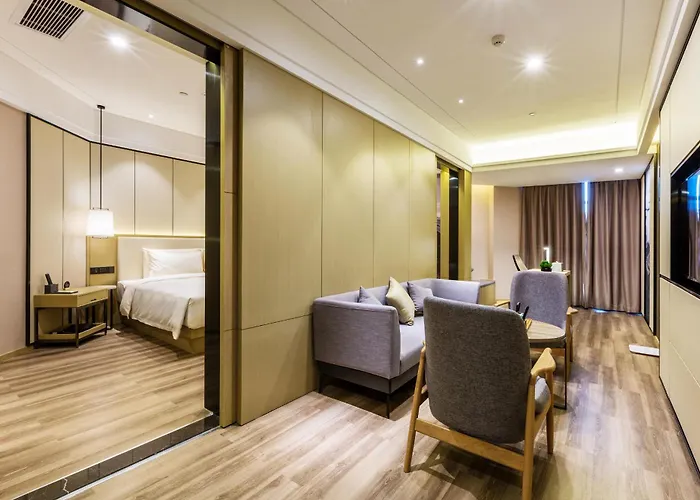 Queen Suite